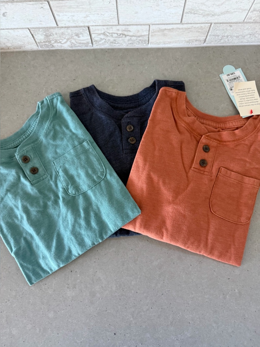 NWT 3 pack Kids Henley Pocket Tee shirts- orange, Green, Navy
